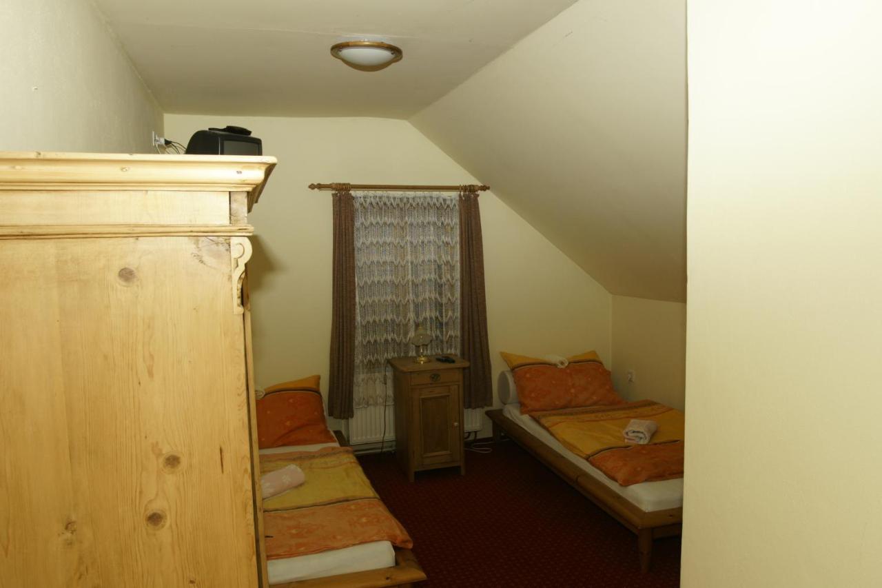 Hotel U Zlateho Andela Pardubice Zimmer foto